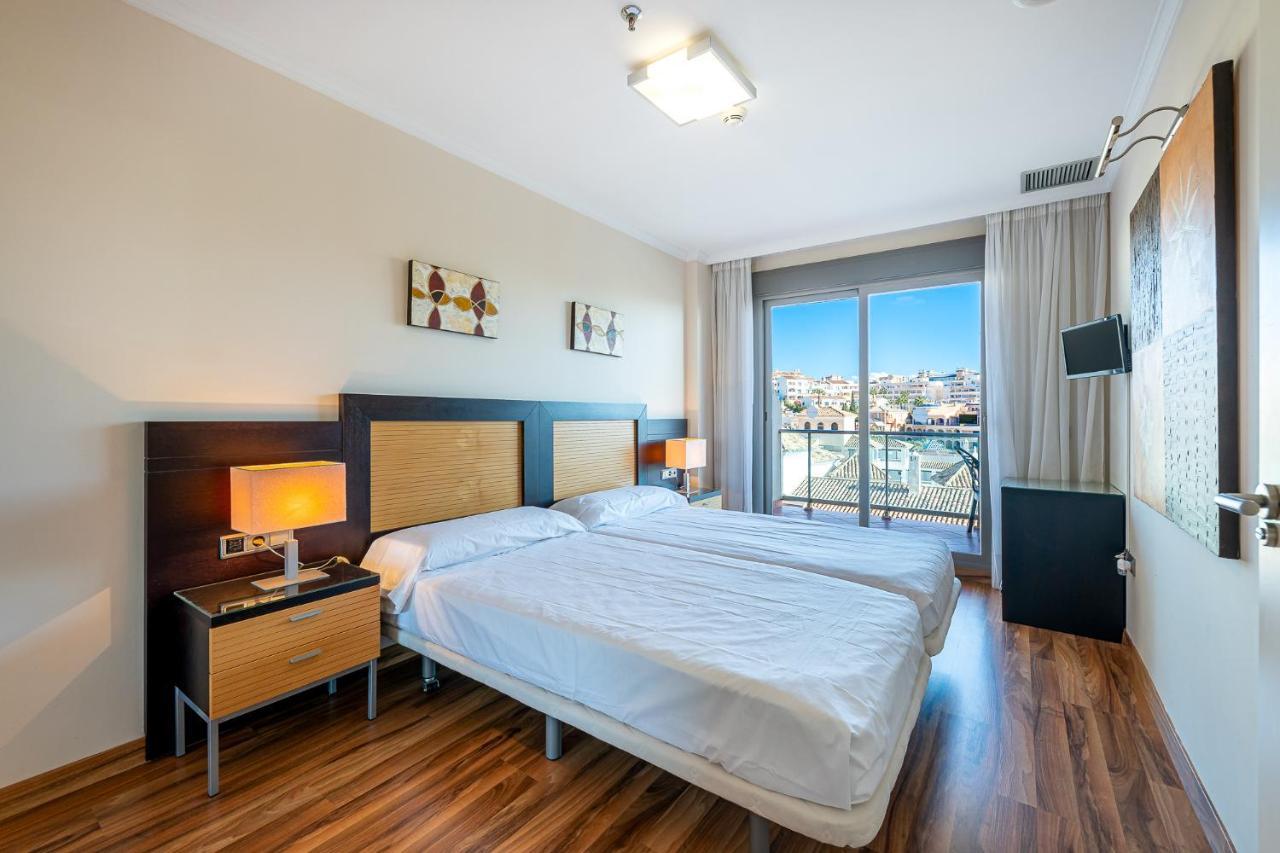 797 Holiday Rentals - Arcosur1- Moderno Apartamento Con Terraza Y Vistas Benalmadena Exterior photo